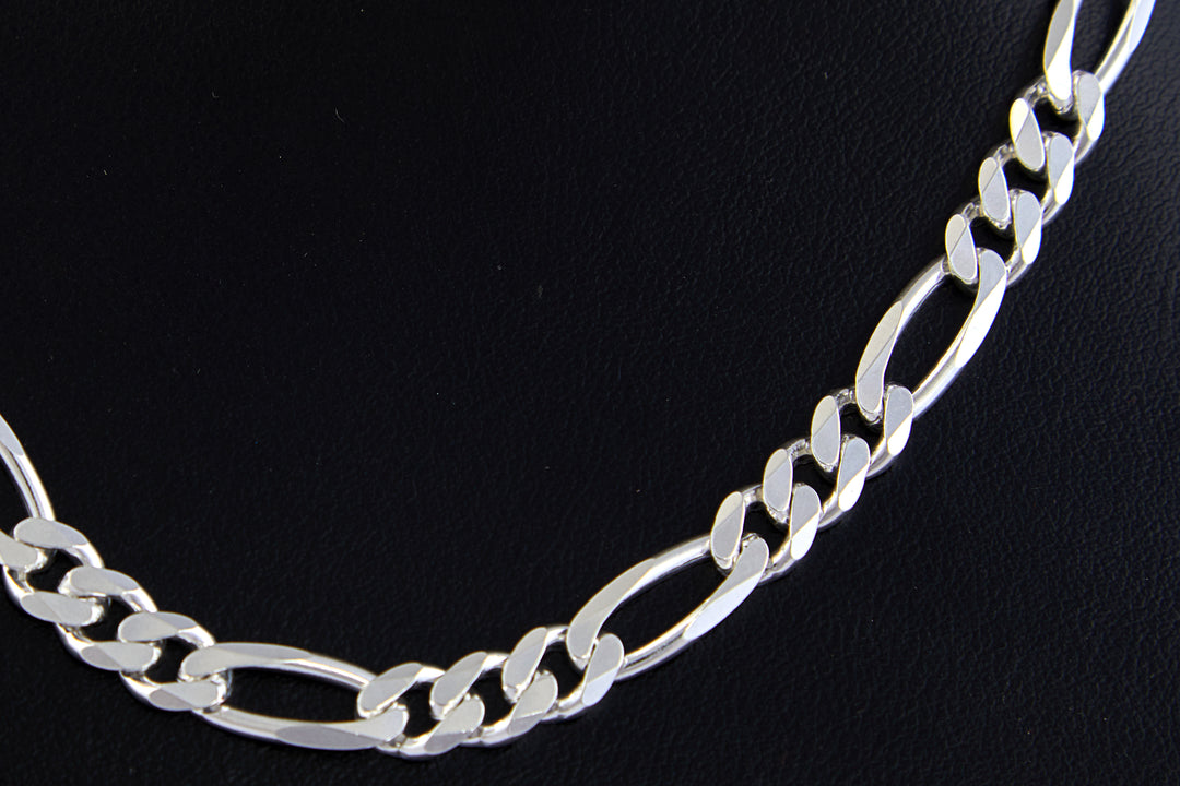 A FANCY CHAIN