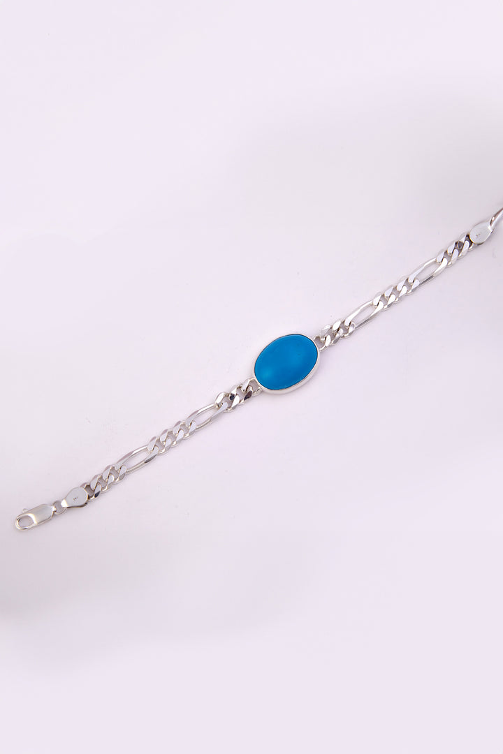 A STONE WRISTLET