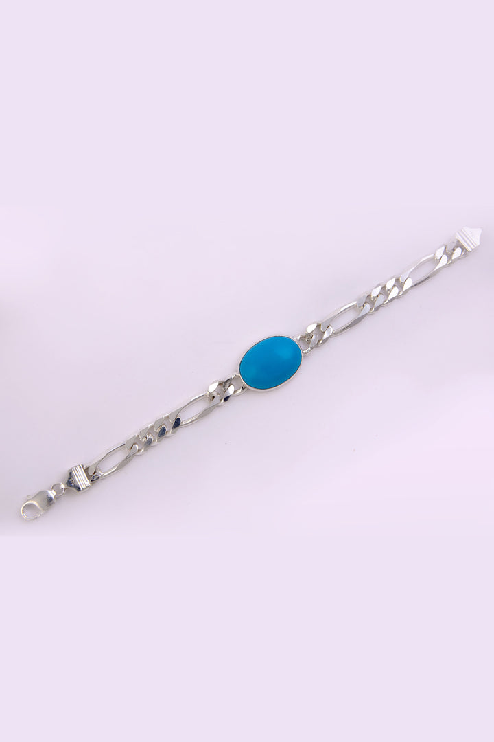 A STONE WRISTLET